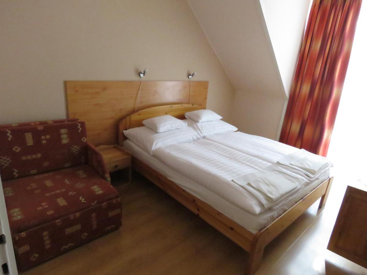 Thermal Apartmanhaz Komárom Exteriör bild