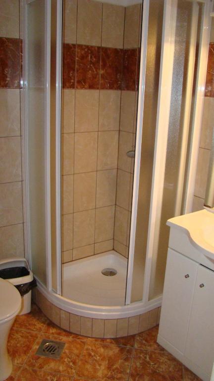 Thermal Apartmanhaz Komárom Rum bild